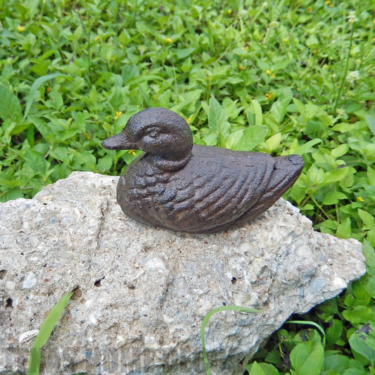 Small Cast Iron Duck Figurine Statue Garden Pond Decor Paperweight Rustic Brown