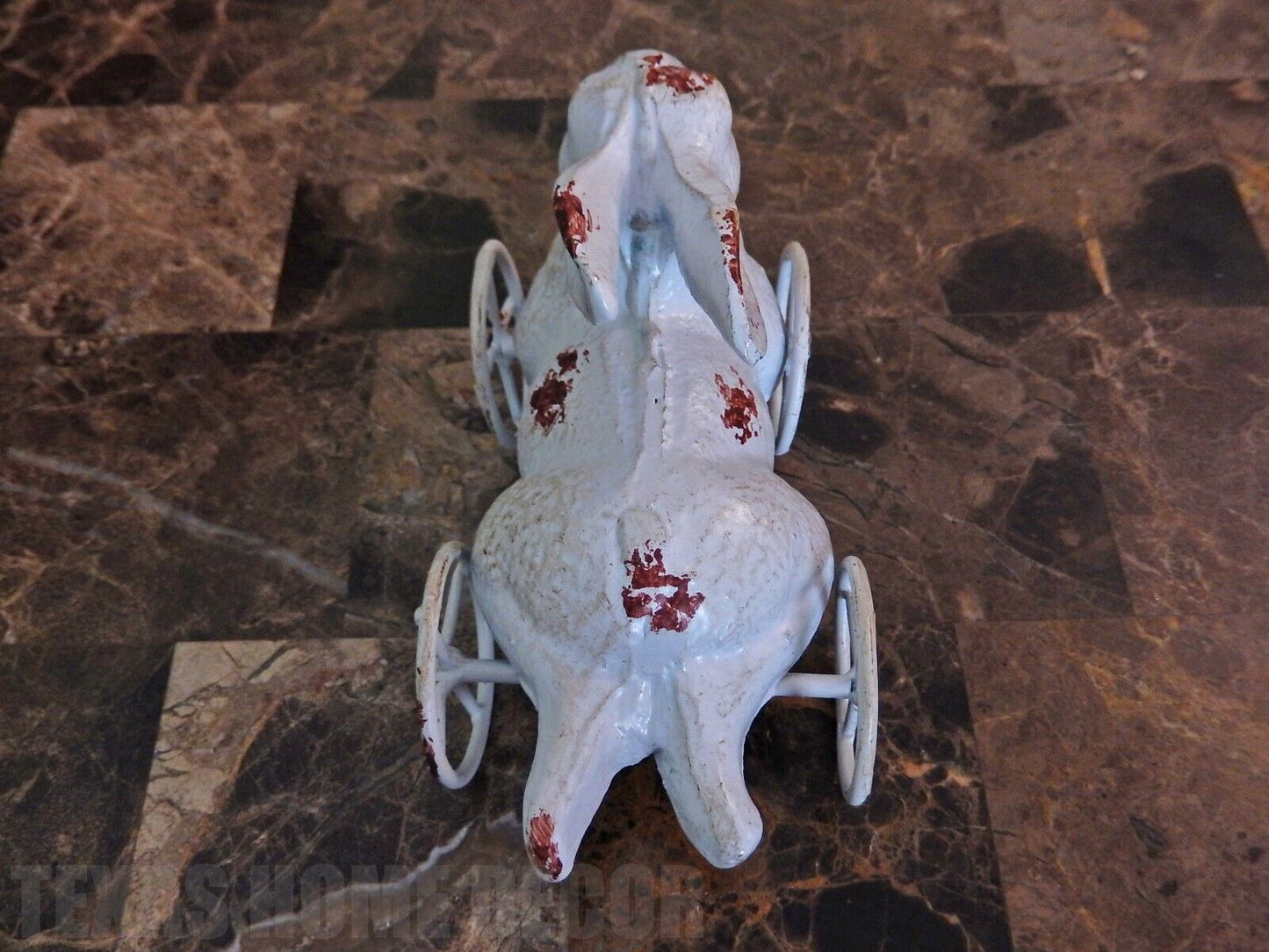 Cast Iron Bunny Rabbit Pull Toy On Wheels Decorative Figurine Antique White