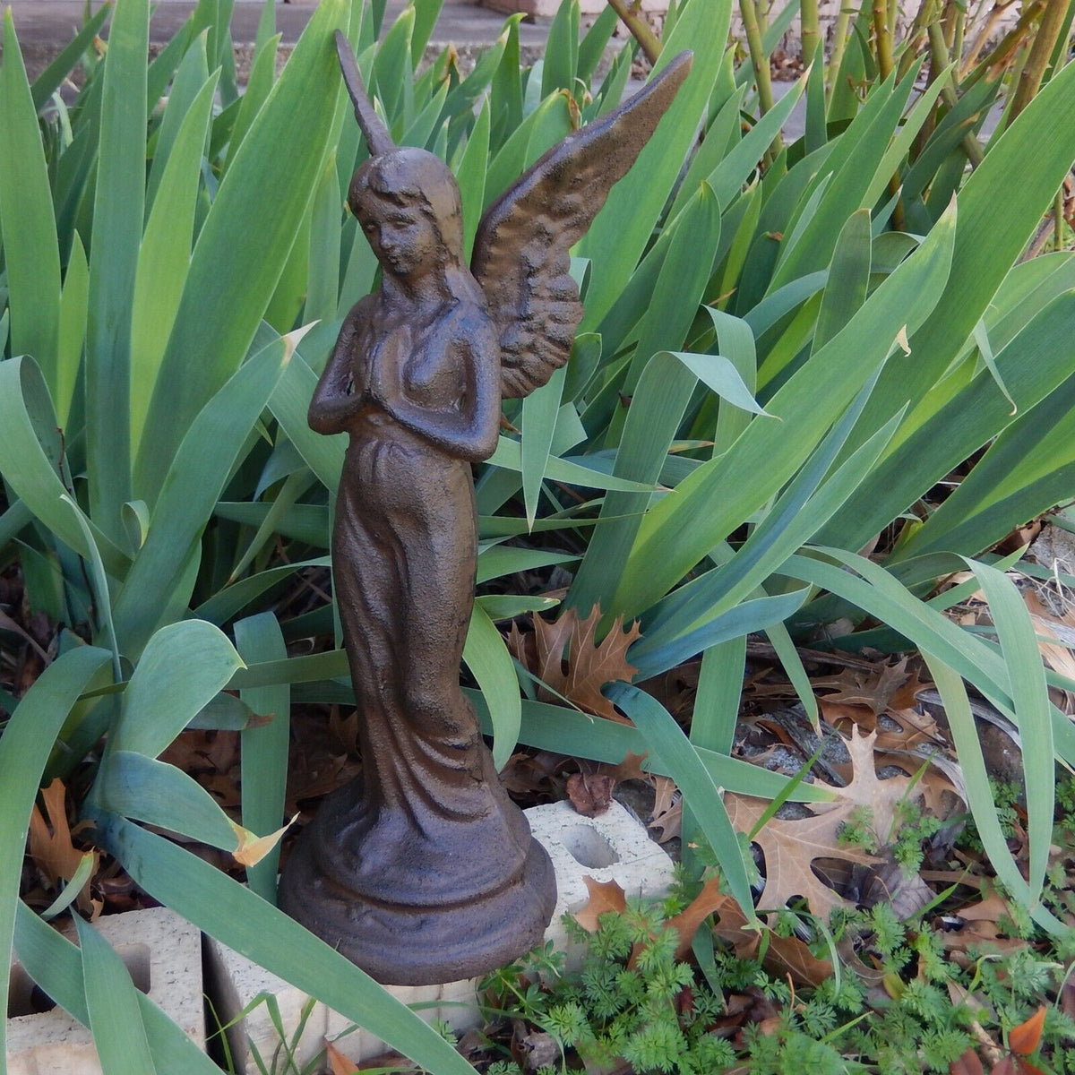 Praying Angel Garden Figurine Statue Cast Iron Bust Antique Brown 14.5 inch