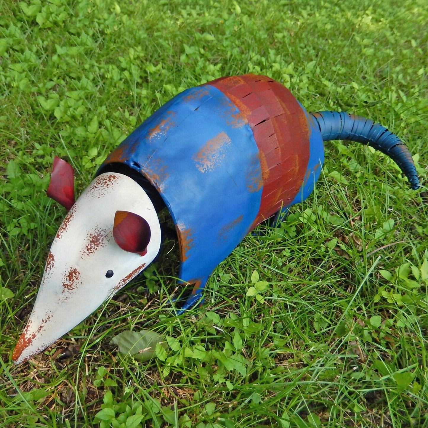 Large Metal Rustic Texas Flag Armadillo Garden Yard Porch Figurine Statue 23 in