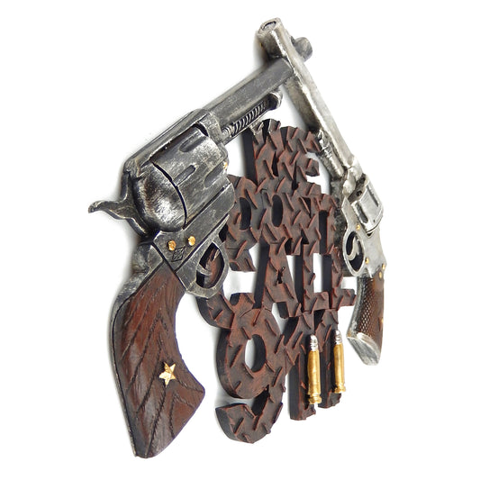 We Don't Call 911 Sign Crossed Guns Pistols Wall Hanging Western Decor