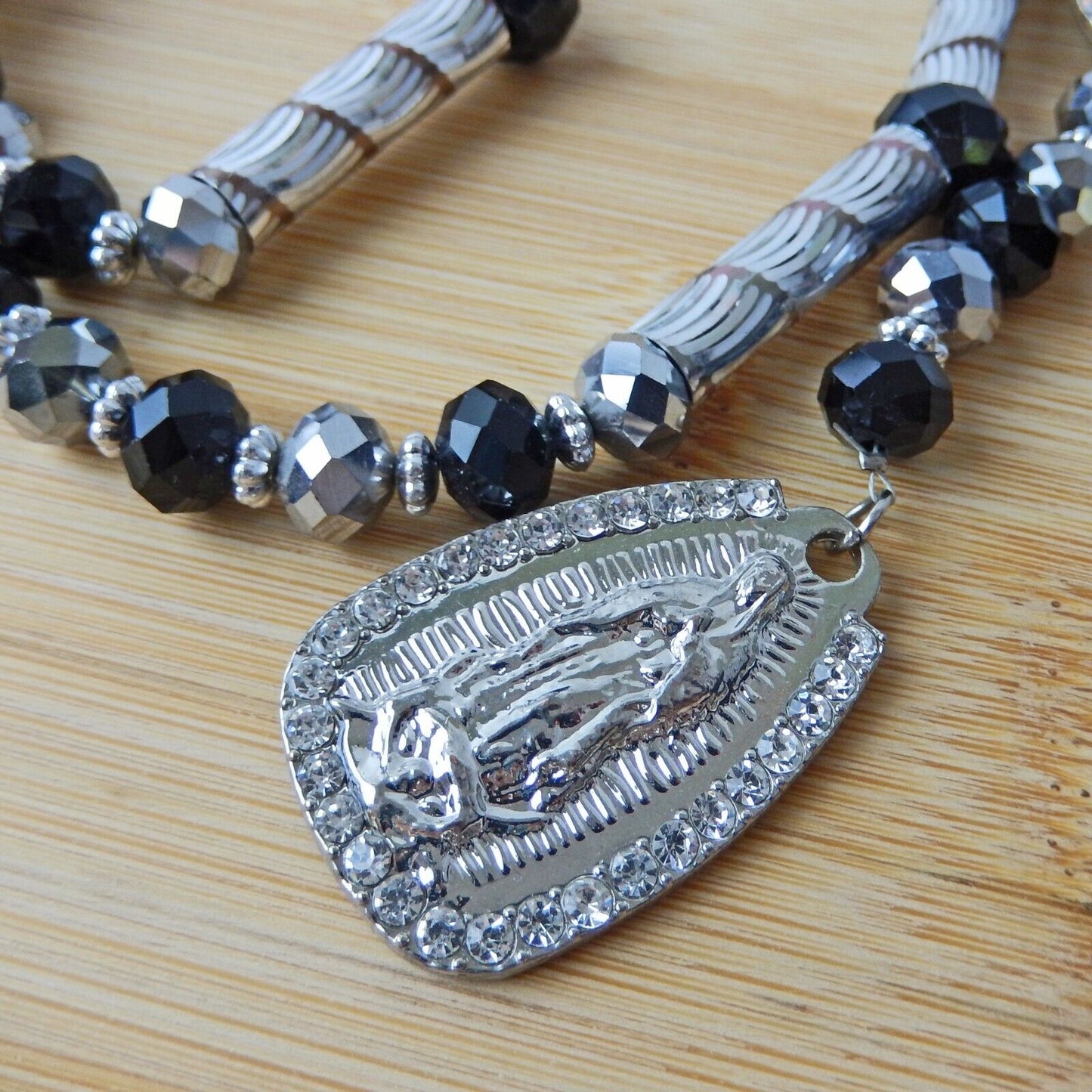 Virgen Mary Christ Pendant Praying Rosary Black And Silver Beads White Stones