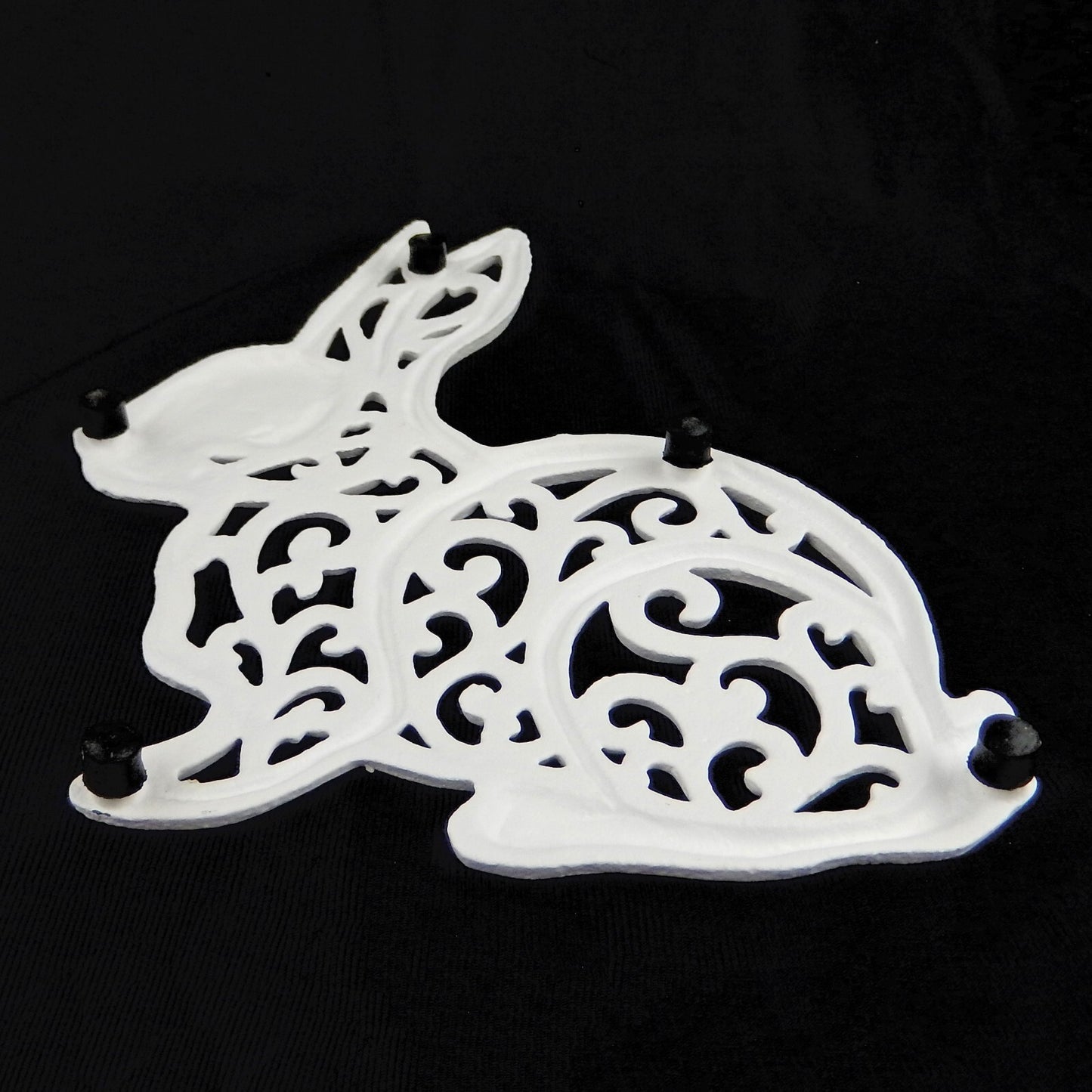 White Ornate Cast Iron Bunny Rabbit Trivet Table Countertop Hot Plate Pot Holder