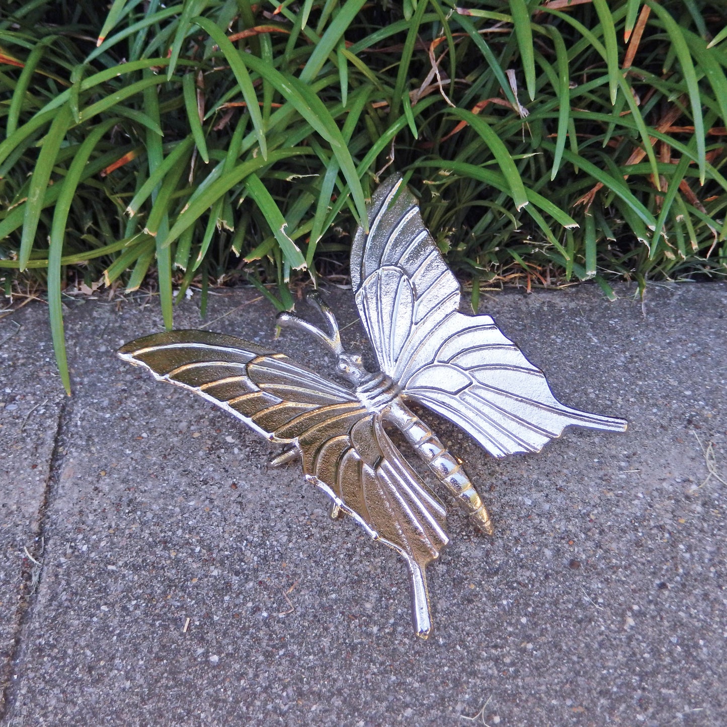 Cast Aluminum Metal Butterfly Figurine Shelf Sitter Garden Yard Decor 7.25 inch