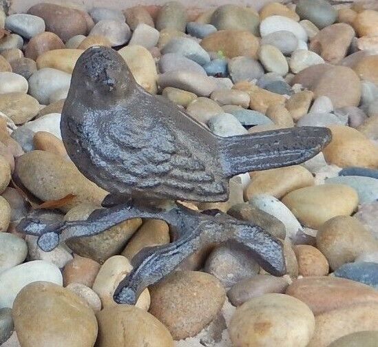 Bird On Branch Figurine Shelf Sitter Statue Rustic Brown Cast Iron Garden Porch