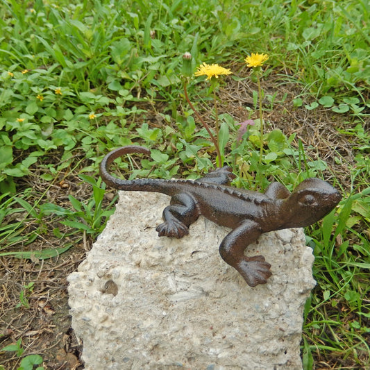 Cast Iron Lizard Gecko Figurine Shelf Sitter Pond Garden Yard Decor Paperweight