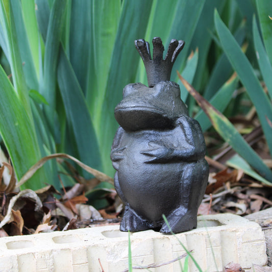 Frog Prince Charming Figurine King Toad Cast Iron Rustic Brown Garden Statue 6"