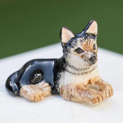 Little Critterz Miniature Collectors German Shepherd Dog Porcelain Figurine