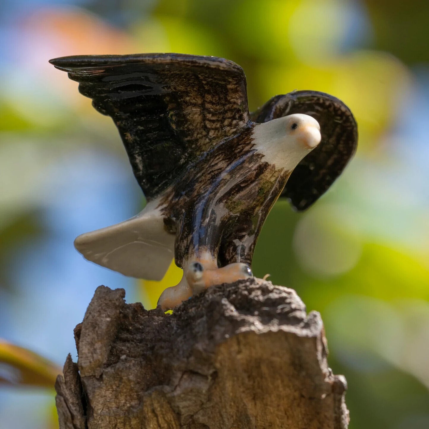 Little Critterz Miniature Collectors American Bald Eagle Porcelain Figurine