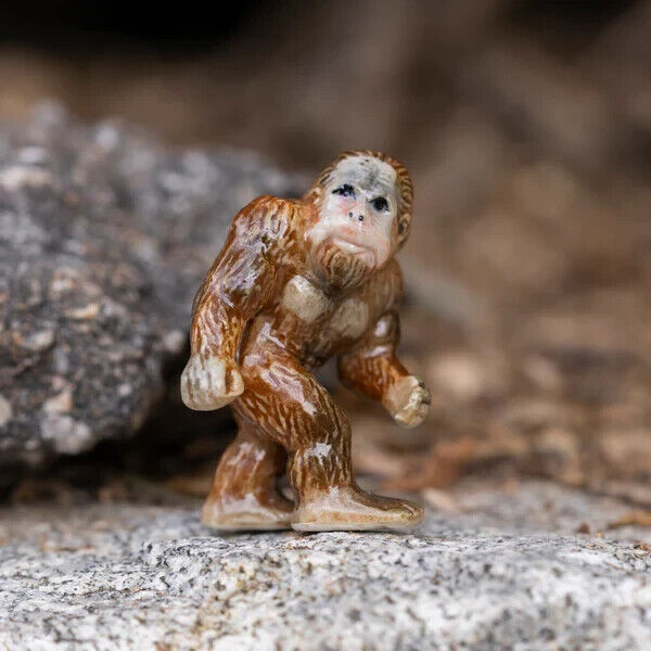 Little Critterz Miniature Collectors Bigfoot Sasquatch Ape Porcelain Figurine