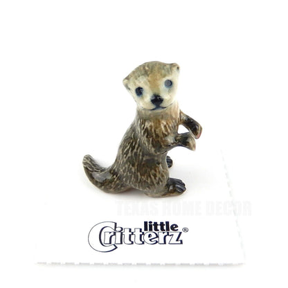 Little Critterz Miniature Collectors Asian Otter "Nimble" Porcelain Figurine