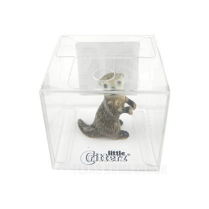 Little Critterz Miniature Collectors Asian Otter "Nimble" Porcelain Figurine