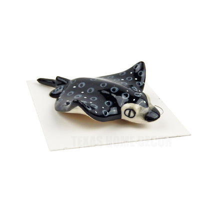 Little Critterz Miniature Collectors Spotted Eagle Ray Snout Porcelain Figurine