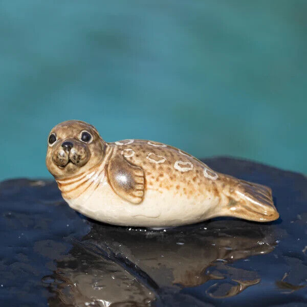 Little Critterz Miniature Collectors Ringed Seal Animal Porcelain Figurine